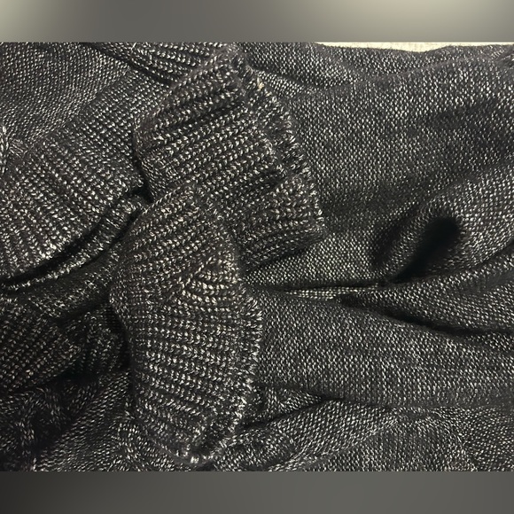 Escada size 42 cardigan (estimate size Large) - Picture 8 of 8